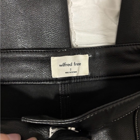 Aritzia Wilfred Free Lucy Pant Vegan Leather Black Size 2 NWT - Picture 5 of 8